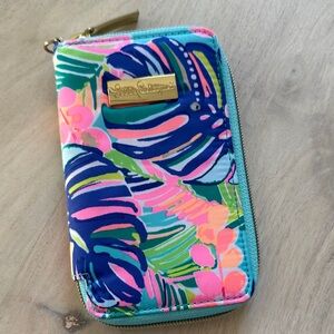 VGUC LILLY PULITZER Tropical Print Wallet Satin